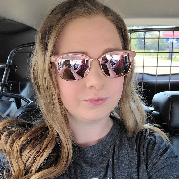 Meet your Posher, Jesse - Picture 5 of 5